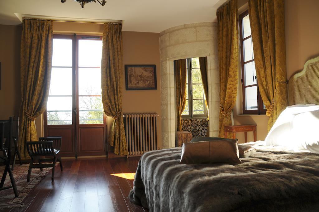 Castel Peyssard Bed & Breakfast Perigueux Room photo